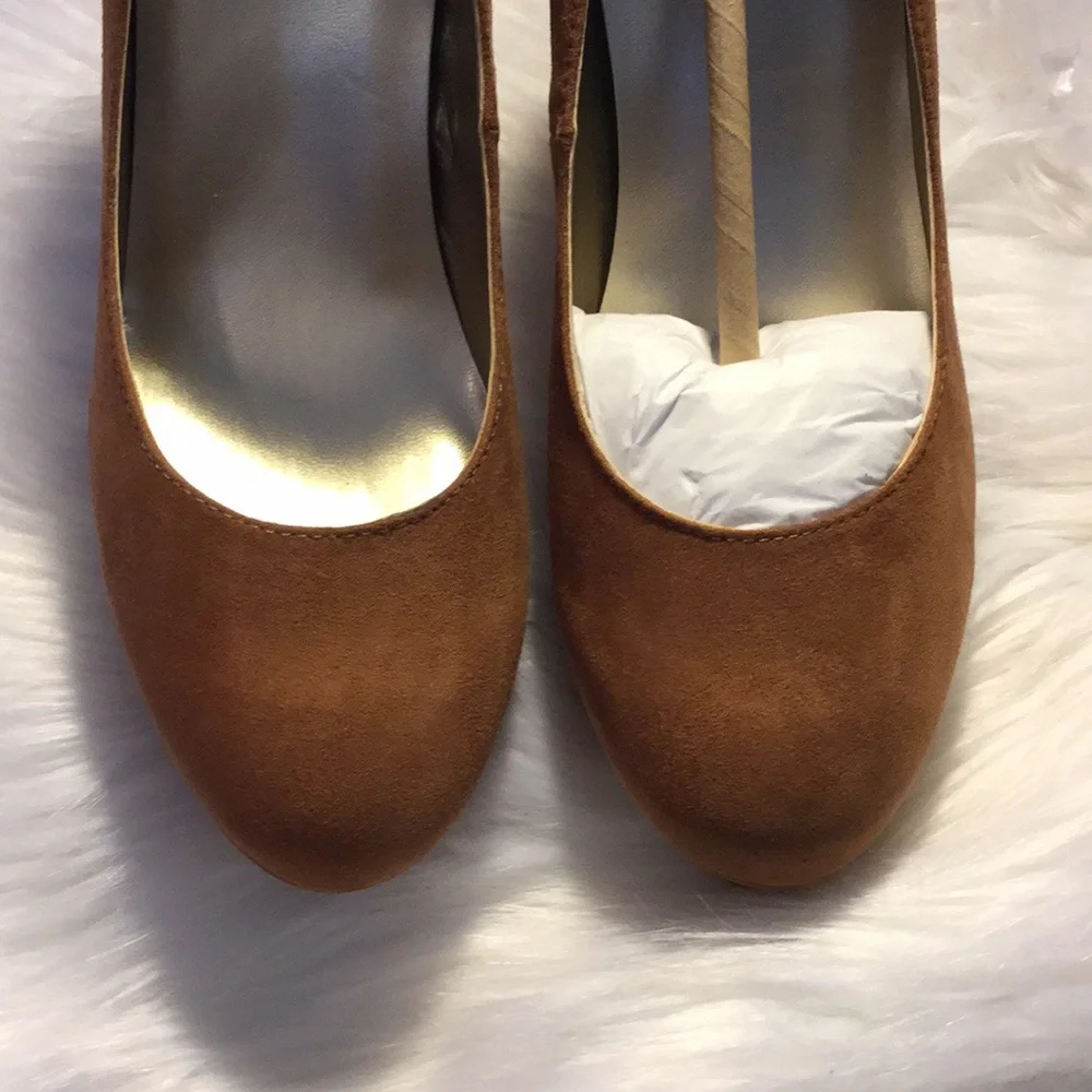 Guess platform heel